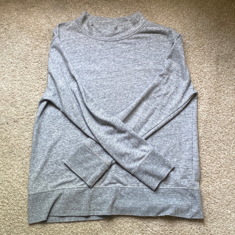 Old Navy long sleeve light sweatshirt